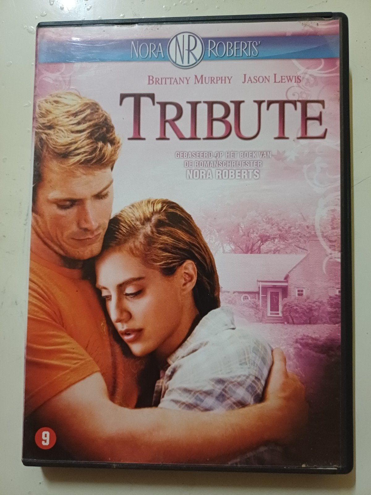 Tribute, Vanaf 9 jaar, Ophalen of Verzenden, Zo goed als nieuw
