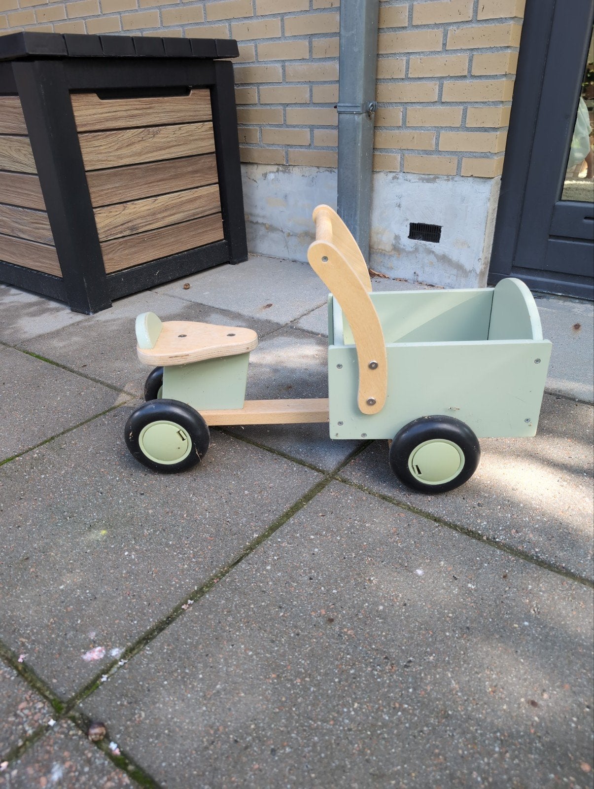 Houten loopwagen met zitje en opbergruimte, Ophalen of Verzenden, Gebruikt, Loopvoertuig