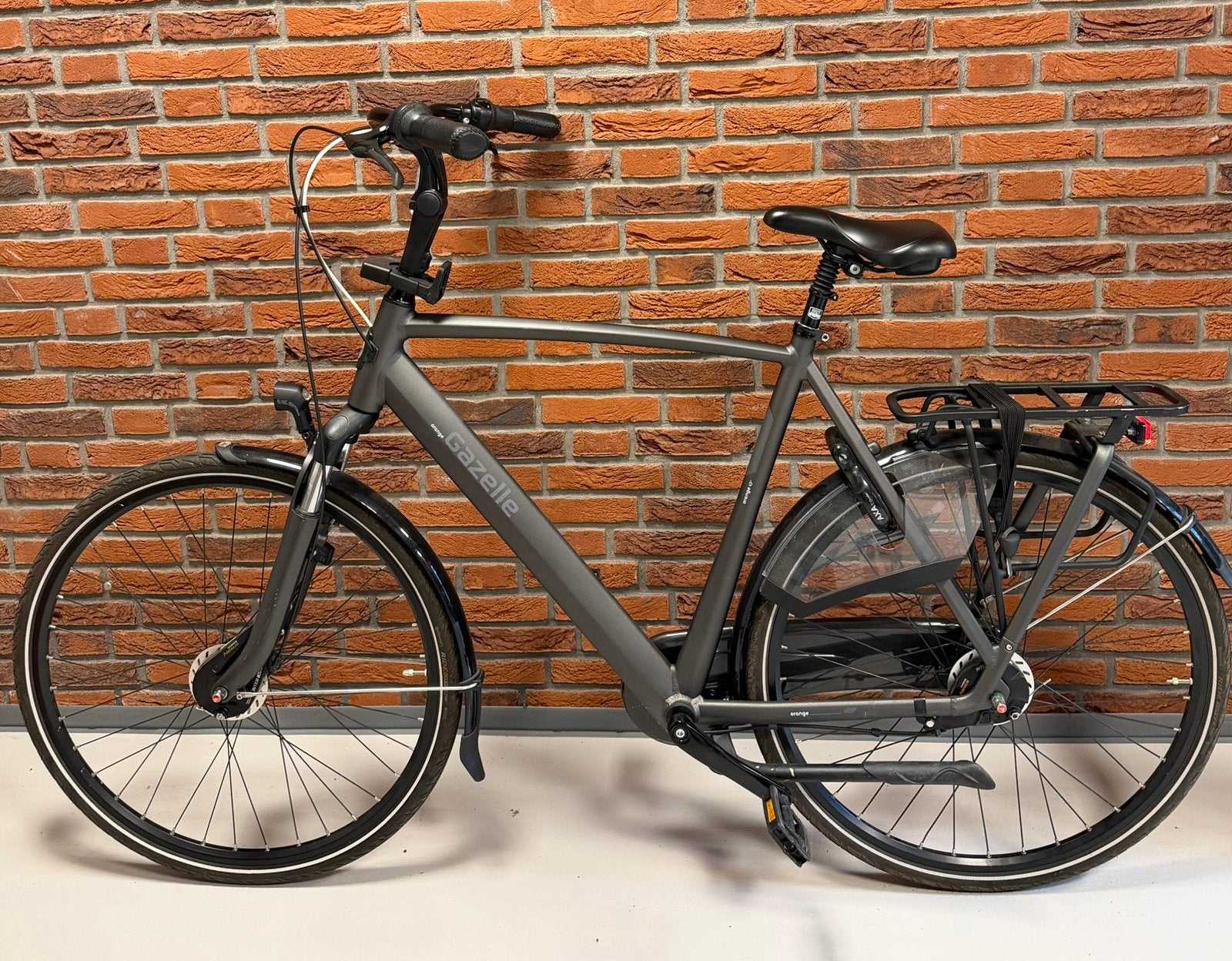 Gazelle Orange C7 herenfiets Z.G.A.N. (nopjes nog op banden), Ophalen, Versnellingen, Zo goed als nieuw, 57 tot 61 cm