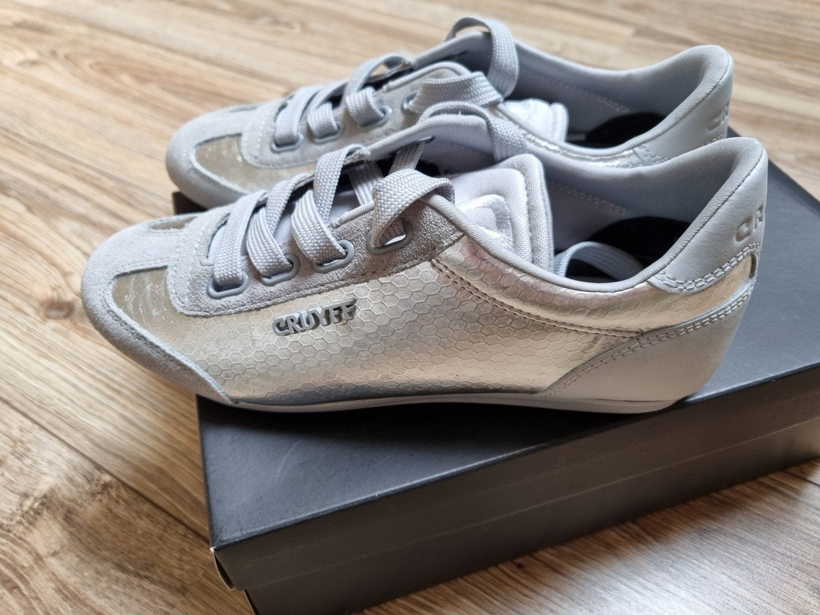 Cruyff zilveren sneakers maat 38 nieuw, Kleding | Dames, Schoenen, Overige kleuren, Cruyff, Nieuw, Ophalen of Verzenden