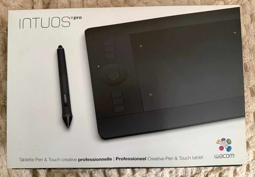 Wacom Intuos pro S Tekentablet + Pen PTH-451, Ophalen, Zo goed als nieuw