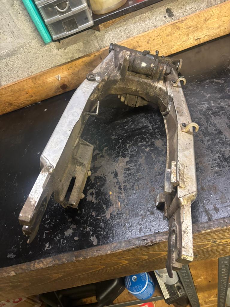 Achterbrug + spoorstangsysteem voor honda xr 250, Ophalen of Verzenden