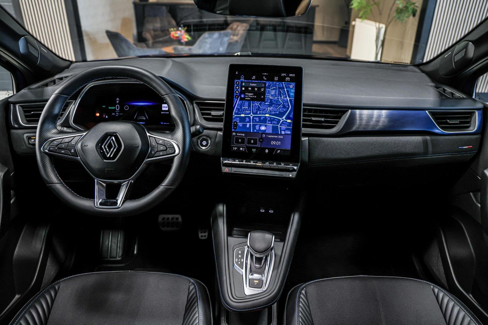 Renault Captur 1.6 E-Tech full hybrid 145 esprit Alpine PANO, 1345 kg, Gebruikt, Blauw, Leder en Stof