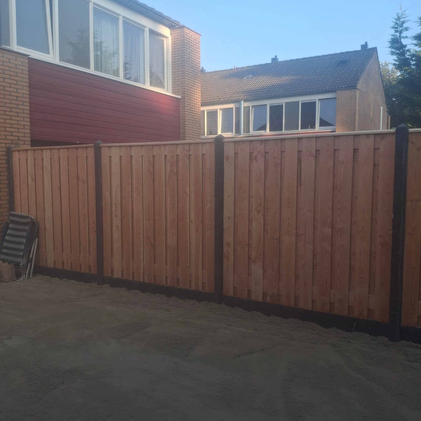 SCHUTTING OP MAAT – DOUGLAS | PLAATSING & MONTAGE, Ophalen, 1 tot 2 meter, 6 meter of meer, Nieuw