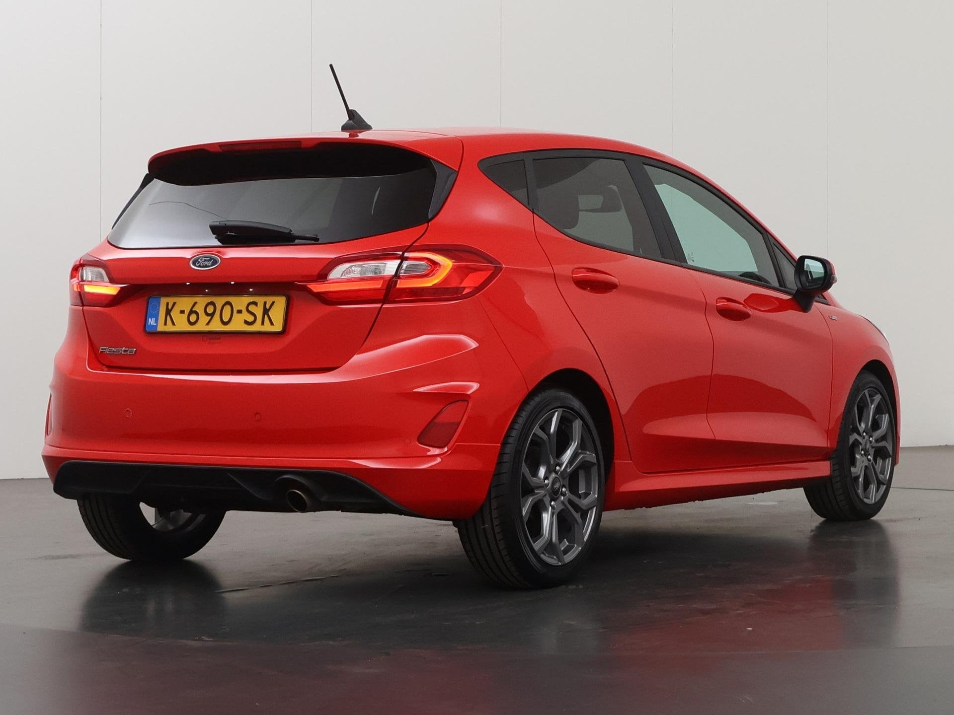 Foto 2 van Ford Fiesta 1.0 EcoBoost ST-Line | Navigatie | Climate Contr