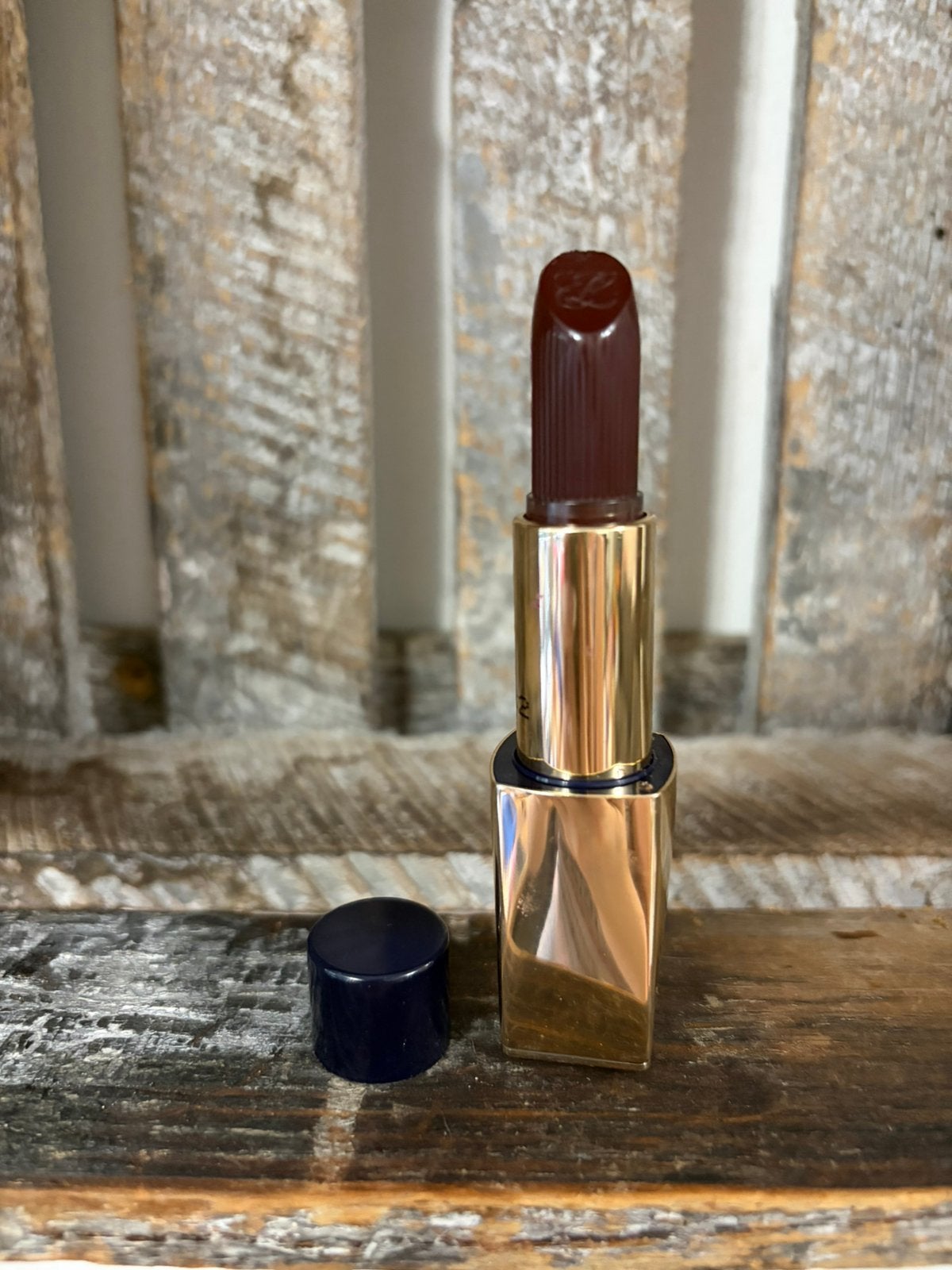 Estee Lauder Creme Lipstick 685 Midnight Kiss, Ophalen of Verzenden, Zo goed als nieuw, Rood, Lippen