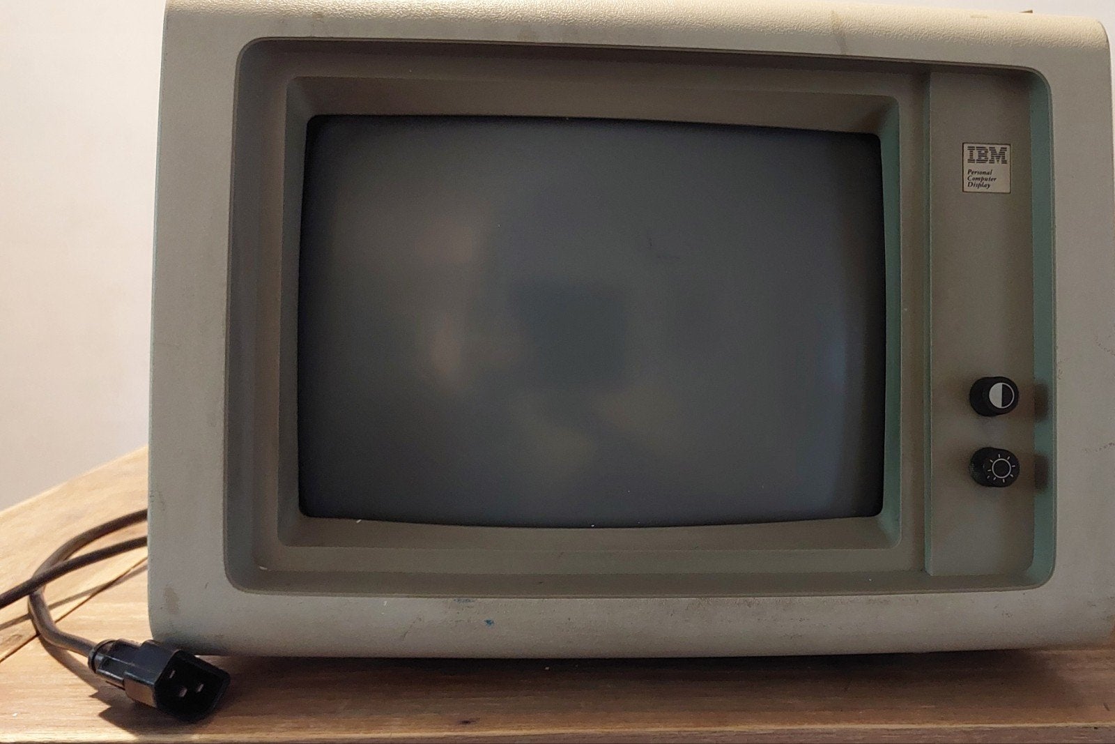 Vintage IBM 5151 monitor, voor onderdelen, Computers en Software, Ophalen, Niet werkend, Onbekend, 60 Hz of minder