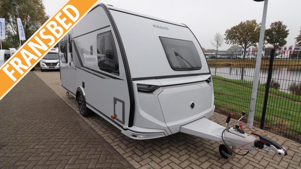 Knaus Sudwind Black Selection 450 FU - Model 2026 - 147, Schokbreker, Bedrijf, Overige typen, 5 tot 6 meter