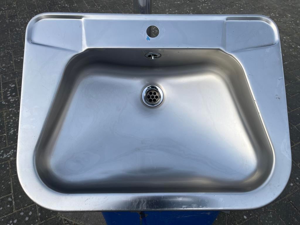 RVS wasbak - Ideaal voor buiten of in de schuur, Doe-het-zelf en Verbouw, Sanitair, Ophalen of Verzenden, Gebruikt, Rvs, Wastafel