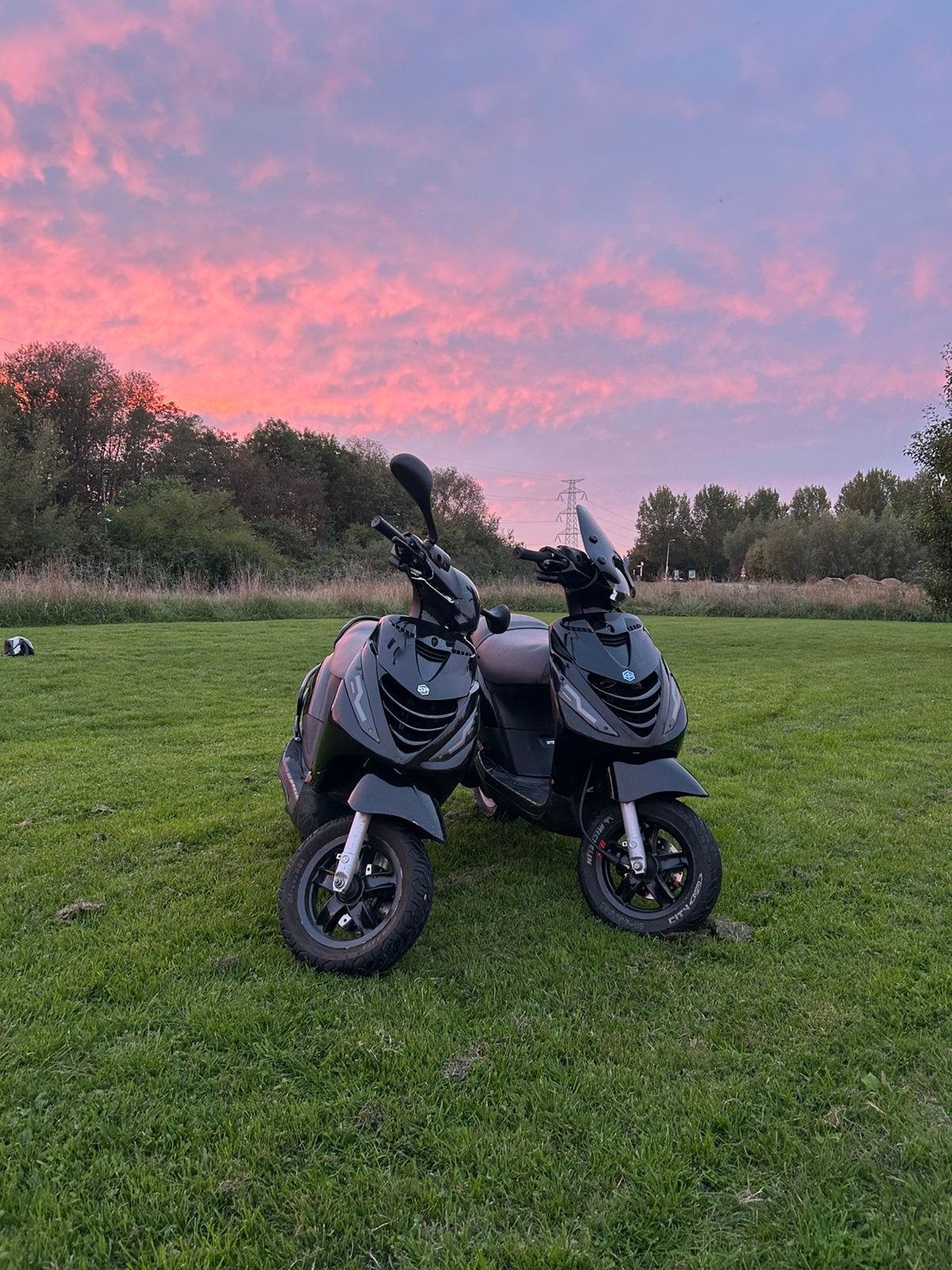 Zip 4t, Fietsen en Brommers, Ophalen, Zo goed als nieuw, Benzine, Zip
