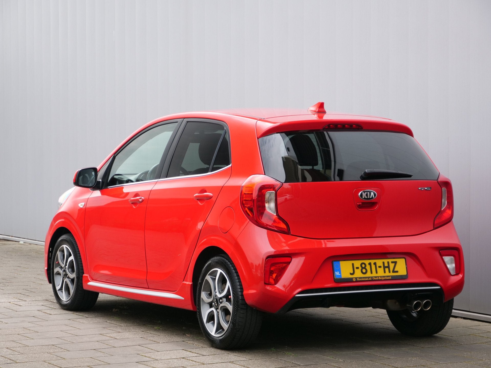 Kia Picanto 1.0 MPi 67pk GT-Line Edition Camera / Navigatie, Auto's, Voorwielaandrijving, Gebruikt, 4 stoelen, 23 km/l