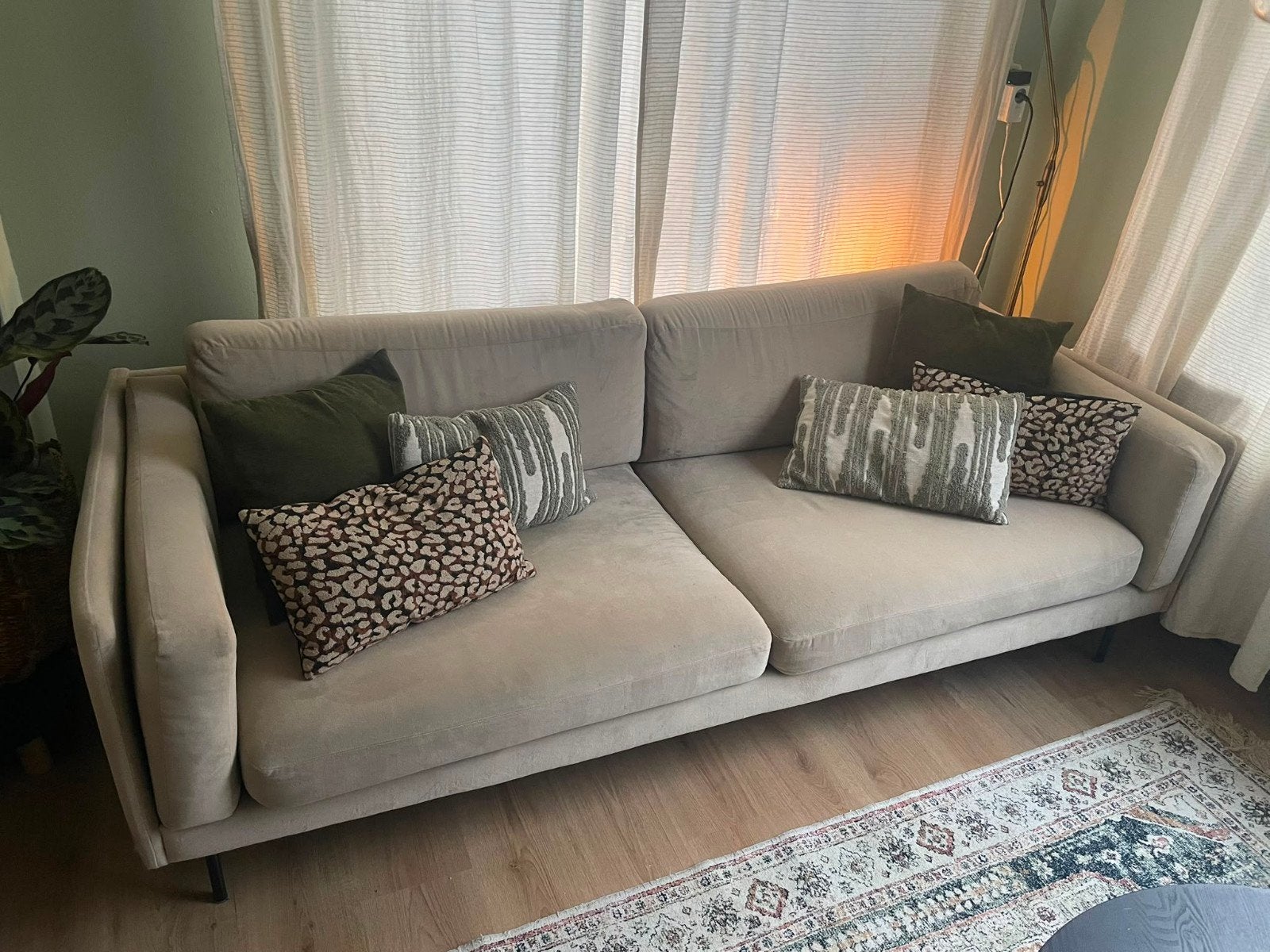 Nette tweezitsbank met twee stoelen, Gebruikt, 75 tot 100 cm, Ophalen of Verzenden, Vierpersoons of meer