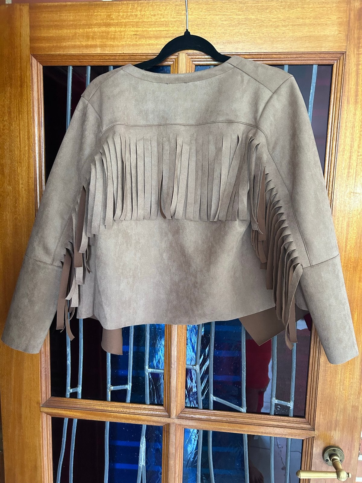 Mooie suède-look jasje met franjes, Ophalen, Zo goed als nieuw, Maat 38/40 (M), Beige