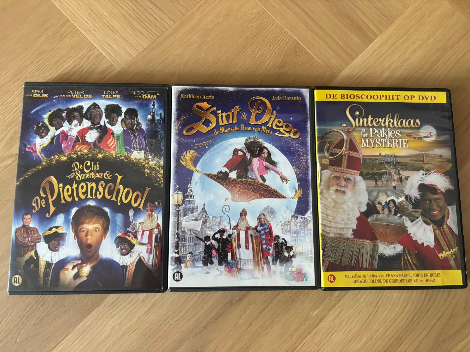 3 Sinterklaas DVD’s, Alle leeftijden, Ophalen of Verzenden, Gebruikt