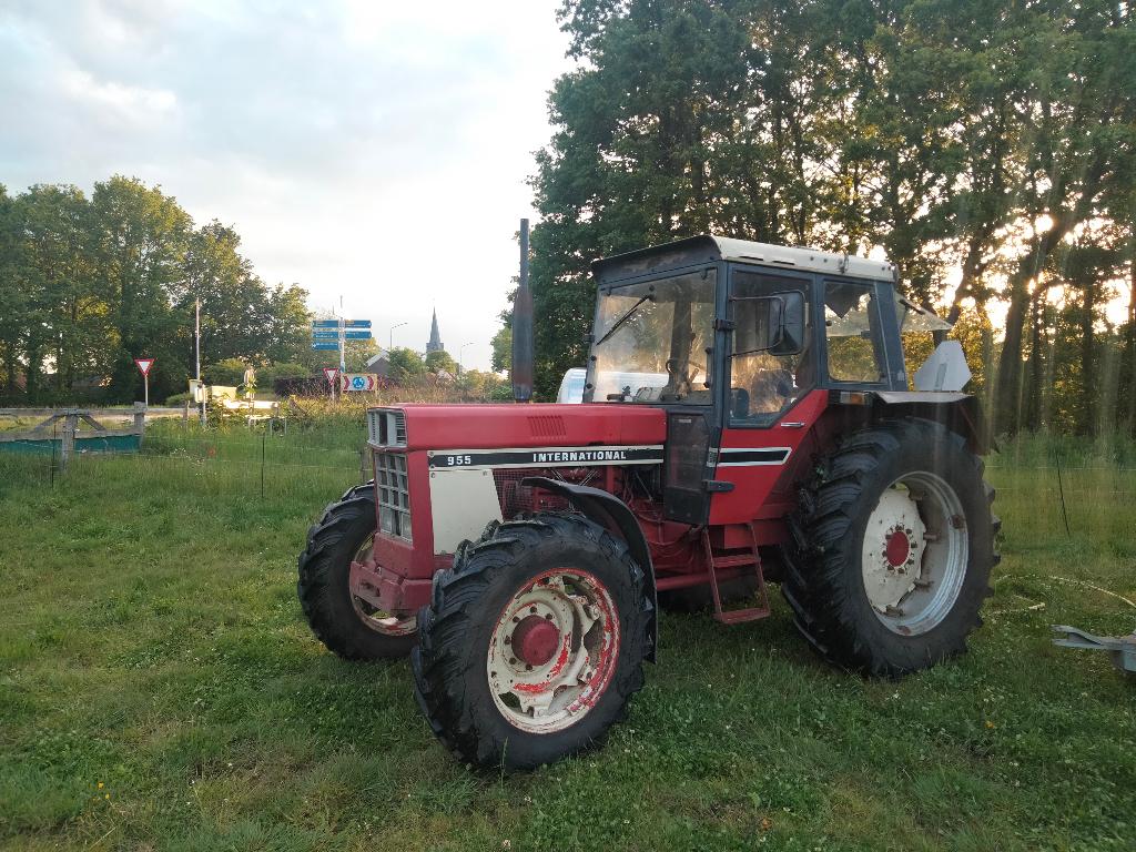tractor International 955 Case IH, Ophalen, 80 tot 120 Pk, Gebruikt, Tot 2500
