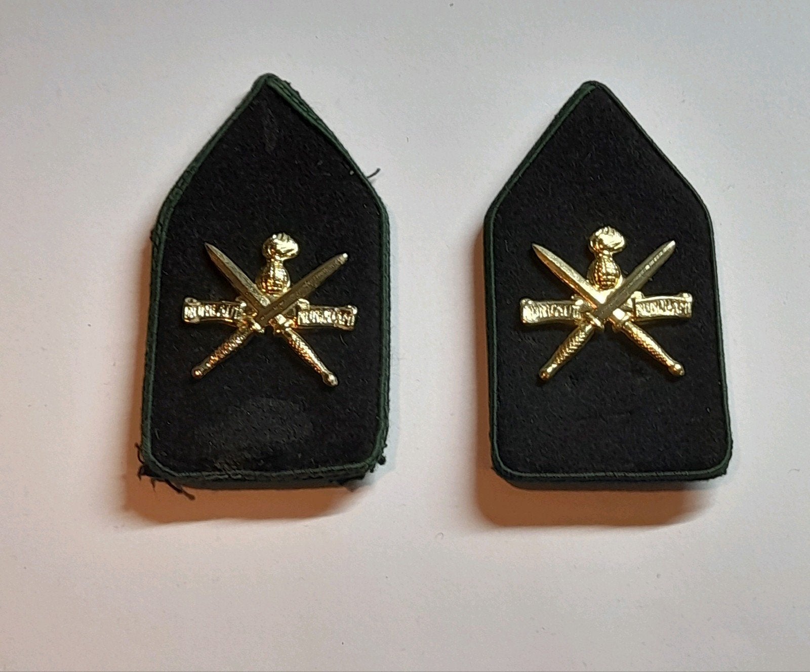 setje kraagspiegels commando KCT, Verzamelen, Ophalen of Verzenden, Landmacht, Nederland, Embleem of Badge