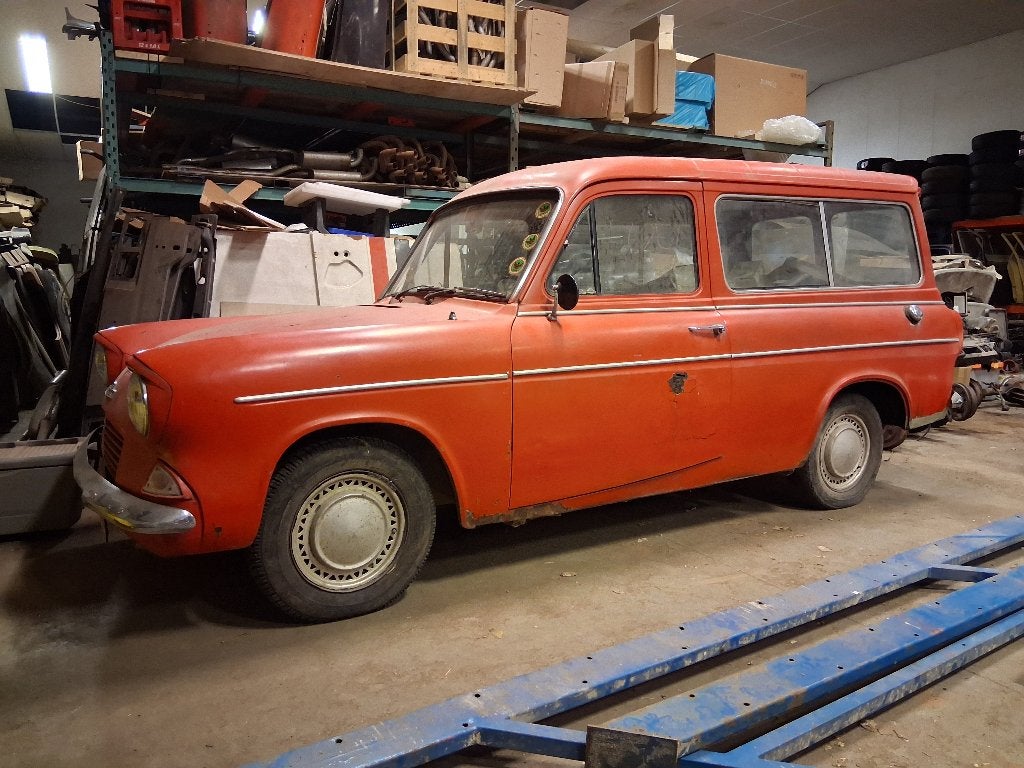 Ford Anglia 105E VAN , Auto's, Oldtimers, Achterwielaandrijving, Zwart, Overige carrosserieën, Handgeschakeld
