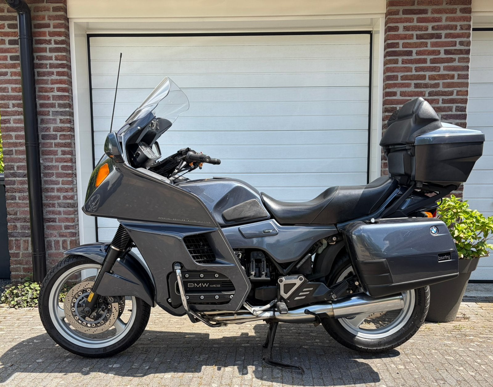 Zeer nette BMW k1100lt special edition 1994, nwe koppeling, Motoren, Motoren | BMW, 4 cilinders, Particulier, Meer dan 35 kW, Toermotor