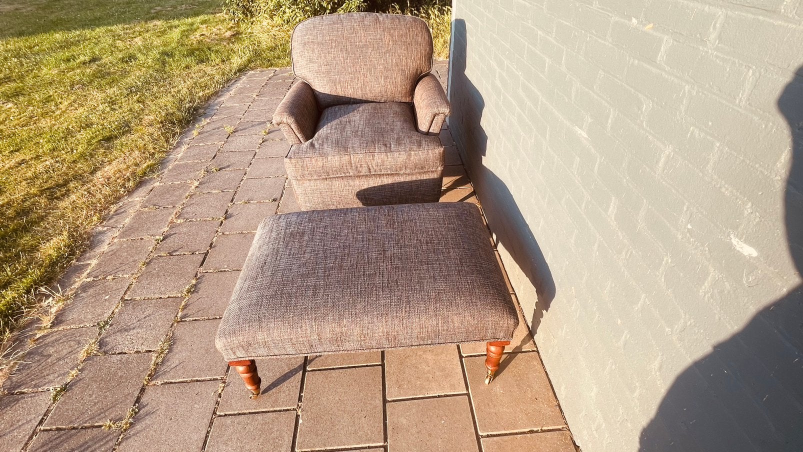 Landelijke brocante hocker met een bijpassende fauteuil., Huis en Inrichting, Ophalen, Zo goed als nieuw, 75 tot 100 cm, 50 tot 75 cm
