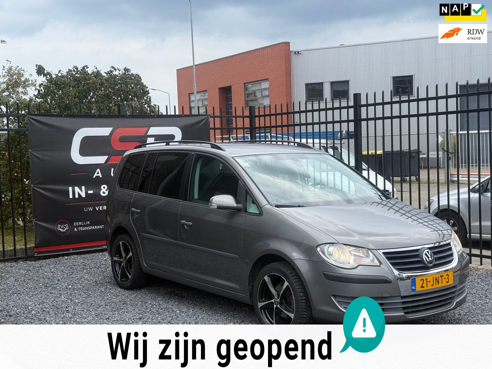 Volkswagen Touran 1.4 TSI Optive CLIMA!APK2027!KOOPJE!, Auto's, Voorwielaandrijving, Stof, Gebruikt, Zwart