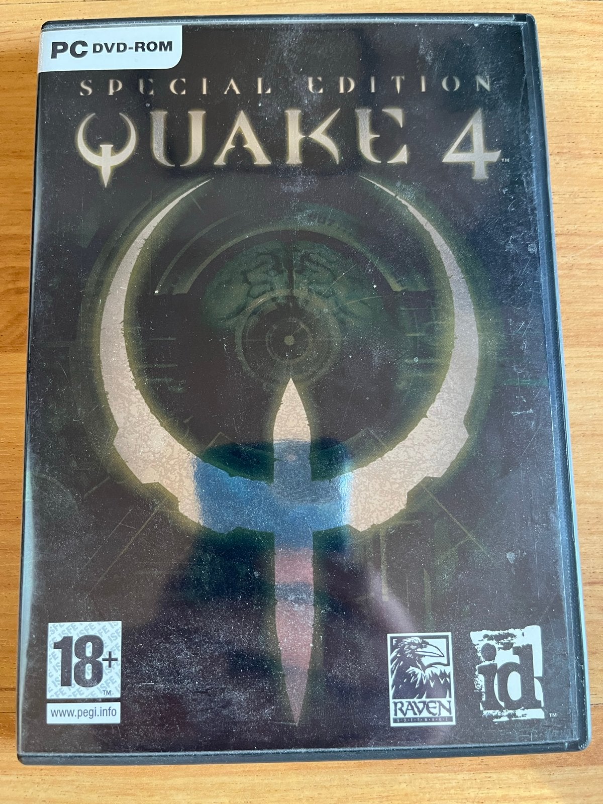Quake 4 Special Edition PC DVD-ROM - Inclusief Quake 2, Online, Gebruikt, Vanaf 18 jaar, Shooter