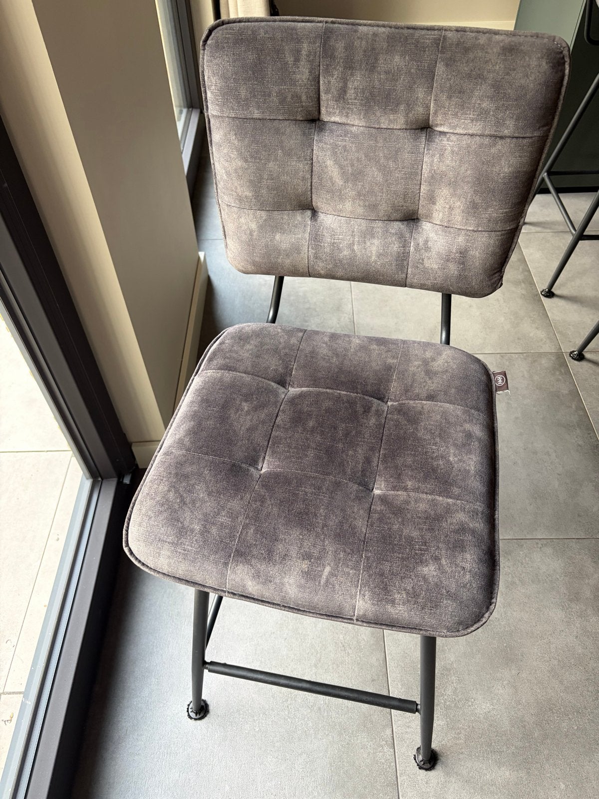 Moderne barstoel Manou - Antraciet velvet stof, Huis en Inrichting, Ophalen, Nieuw, Eén, Stof