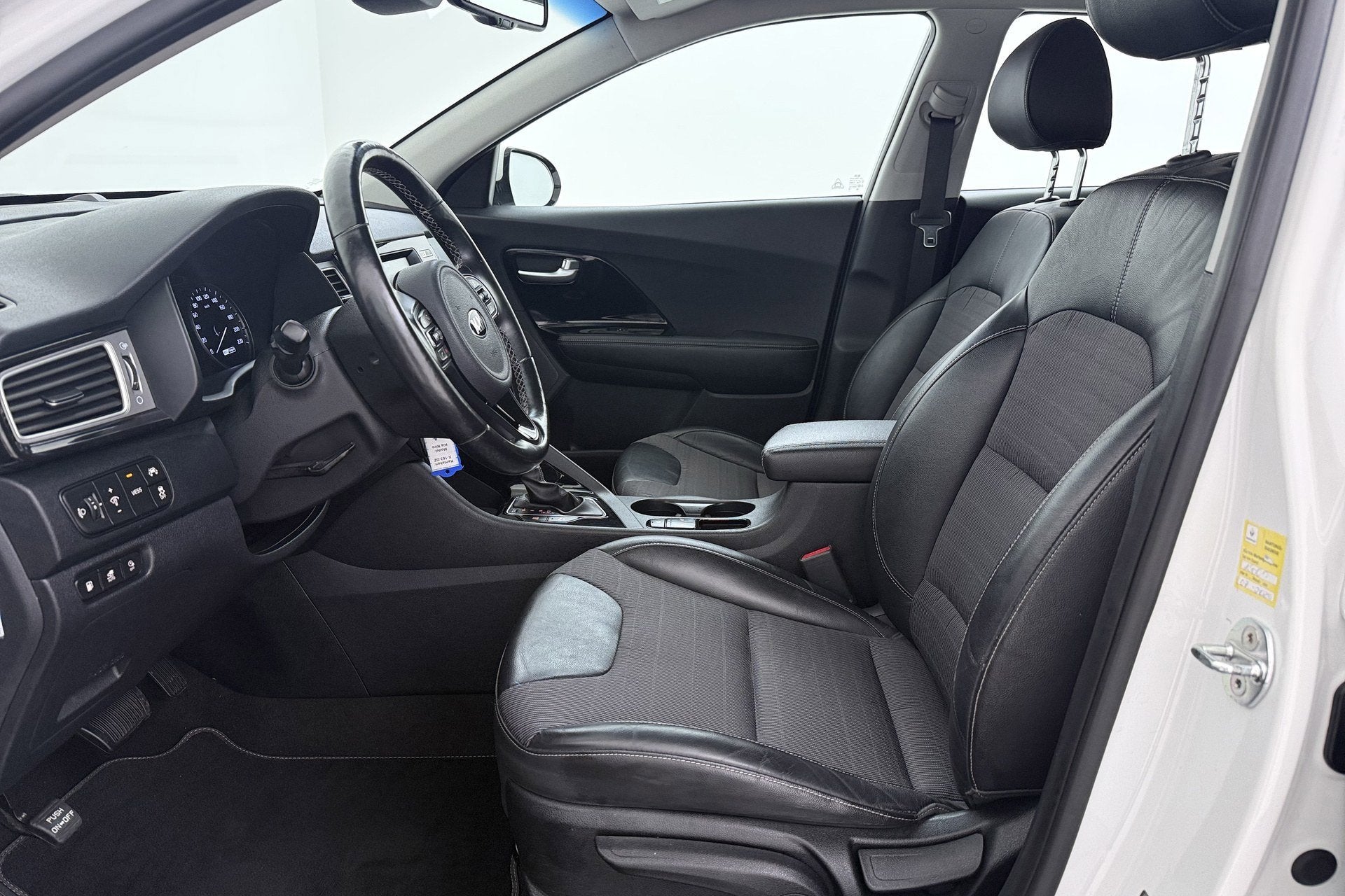 Kia Niro 1.6 GDi PHEV DynamicLine | Trekhaak | CarPlay | Cam, Auto's, 8 kWh, 77 km/l, Gebruikt, Adaptive Cruise Control