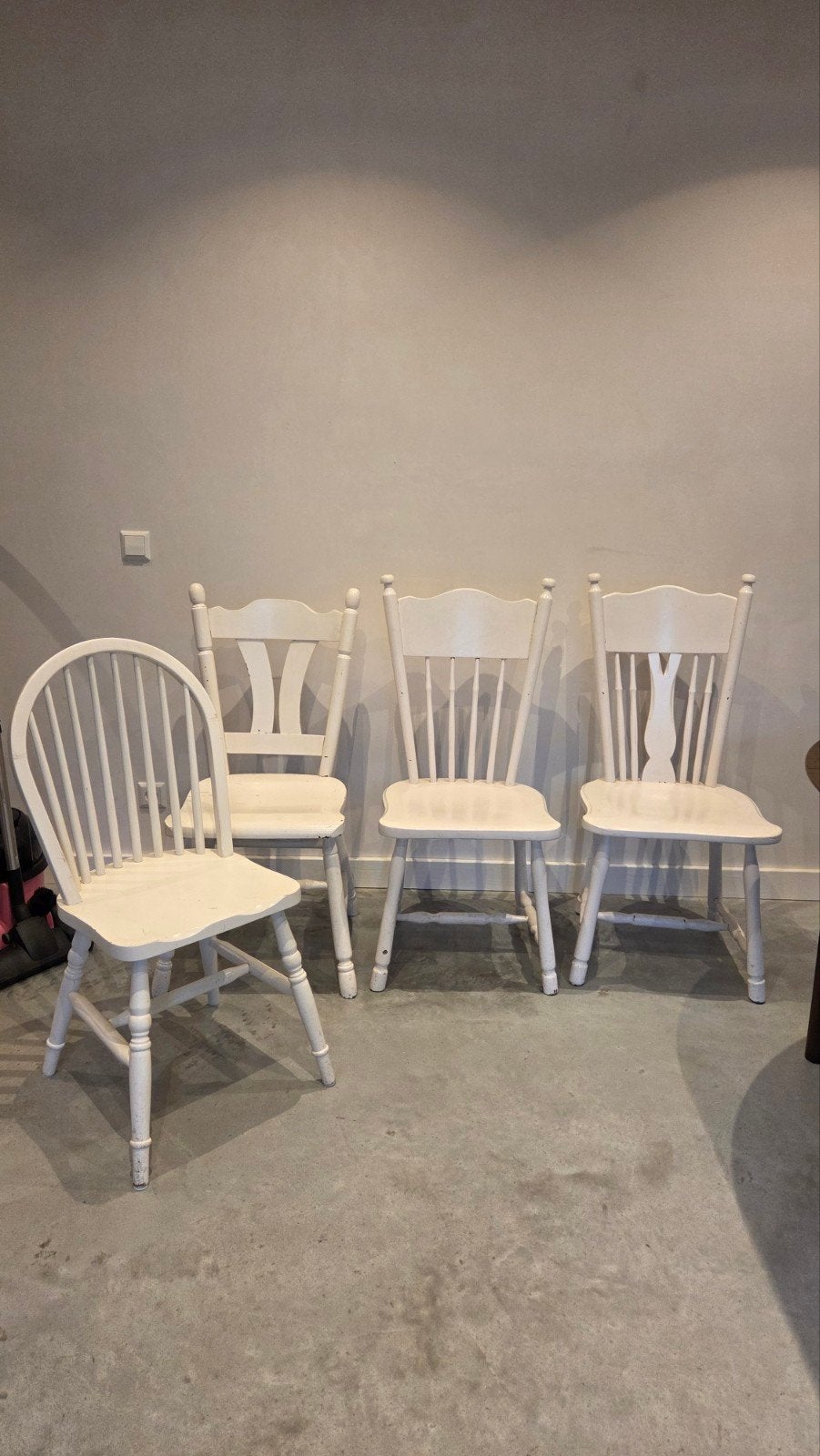 Set van 4 witte houten stoelen. GRATIS AF TE HALEN., Huis en Inrichting, Stoelen, Ophalen, Gebruikt, Wit, Vier