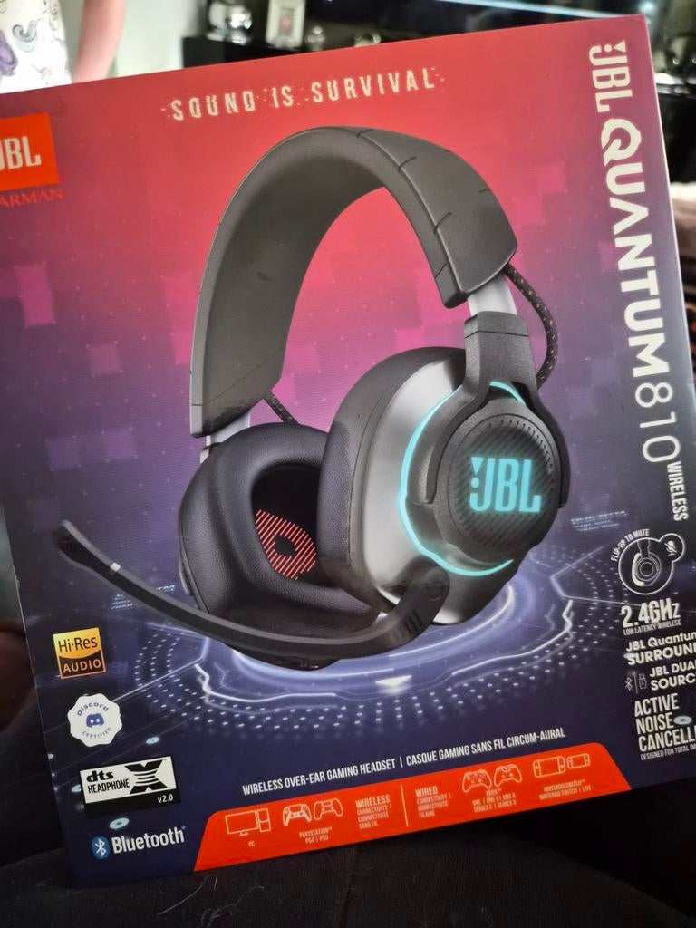 JBL Quantum, Ophalen of Verzenden, Op oor (supra aural), Overige merken, Draadloos