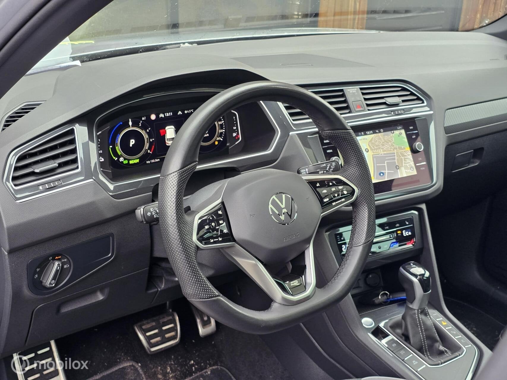 VOOR ONDERDELEN ! ! ! VOLKSWAGEN TIGUAN 1.4 TSI eHYBRID R-LI, Auto's, 1716 kg, Stof, Gebruikt, 4 cilinders