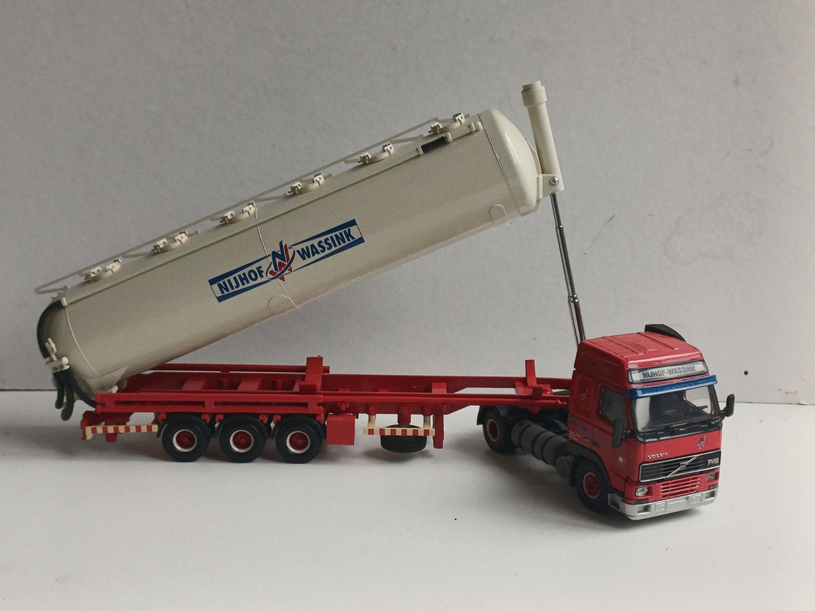 Volvo FH12 Tekno Nijhof Wassink Rijssen 1:50, Ophalen of Verzenden, Bus of Vrachtwagen, Overige merken