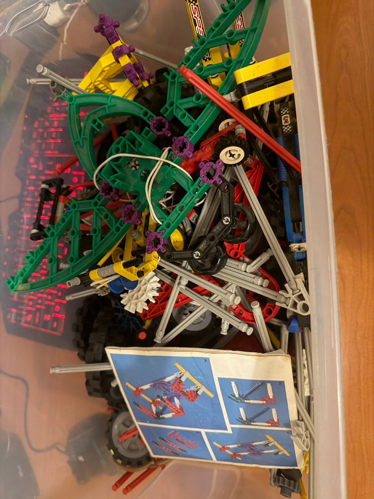 Bak vol met k’nex, Kinderen en Baby's, Speelgoed | Bouwstenen, Ophalen of Verzenden, Gebruikt, K'nex