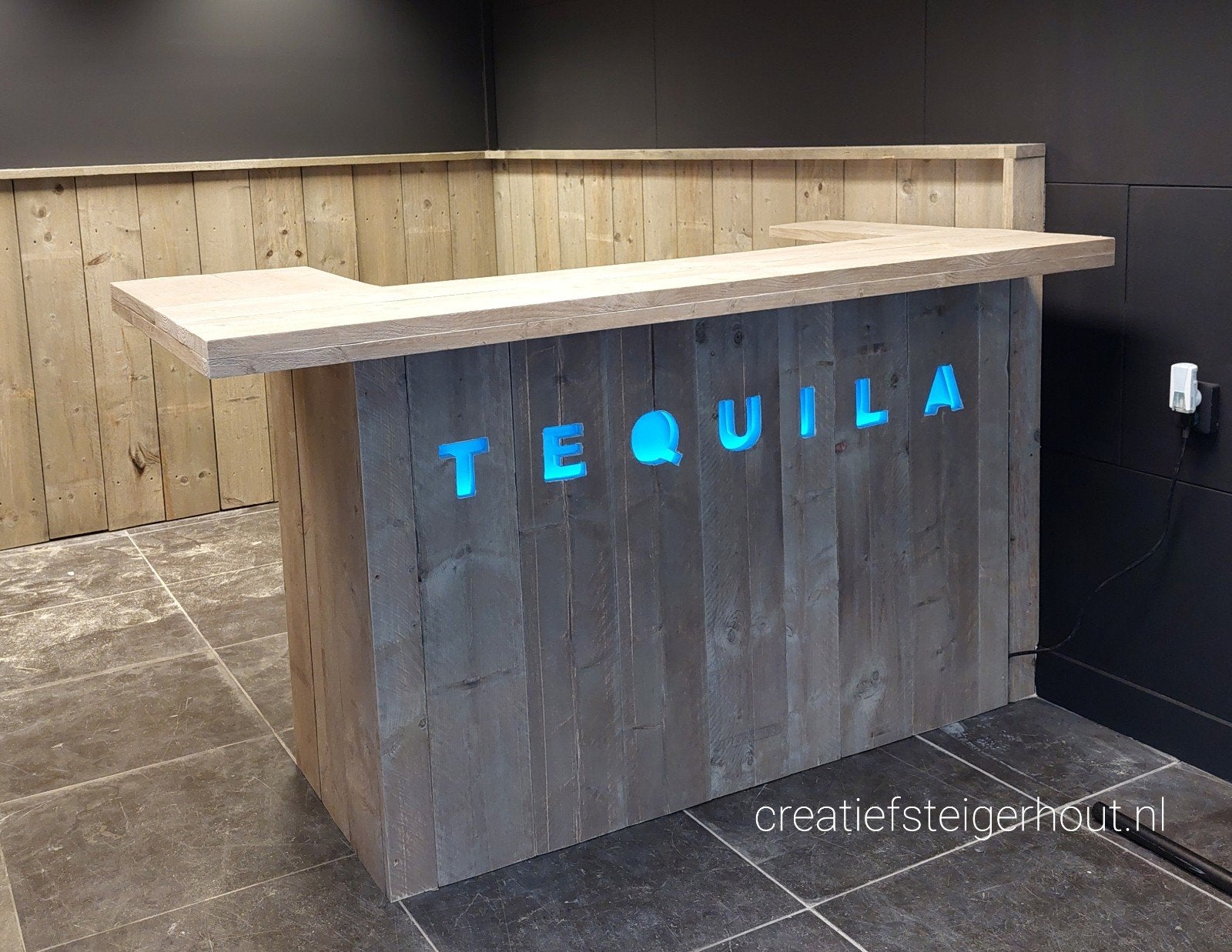 Houten bar letters TEQUILA steigerhout koelkast thuis tuin, Verzenden, Nieuw