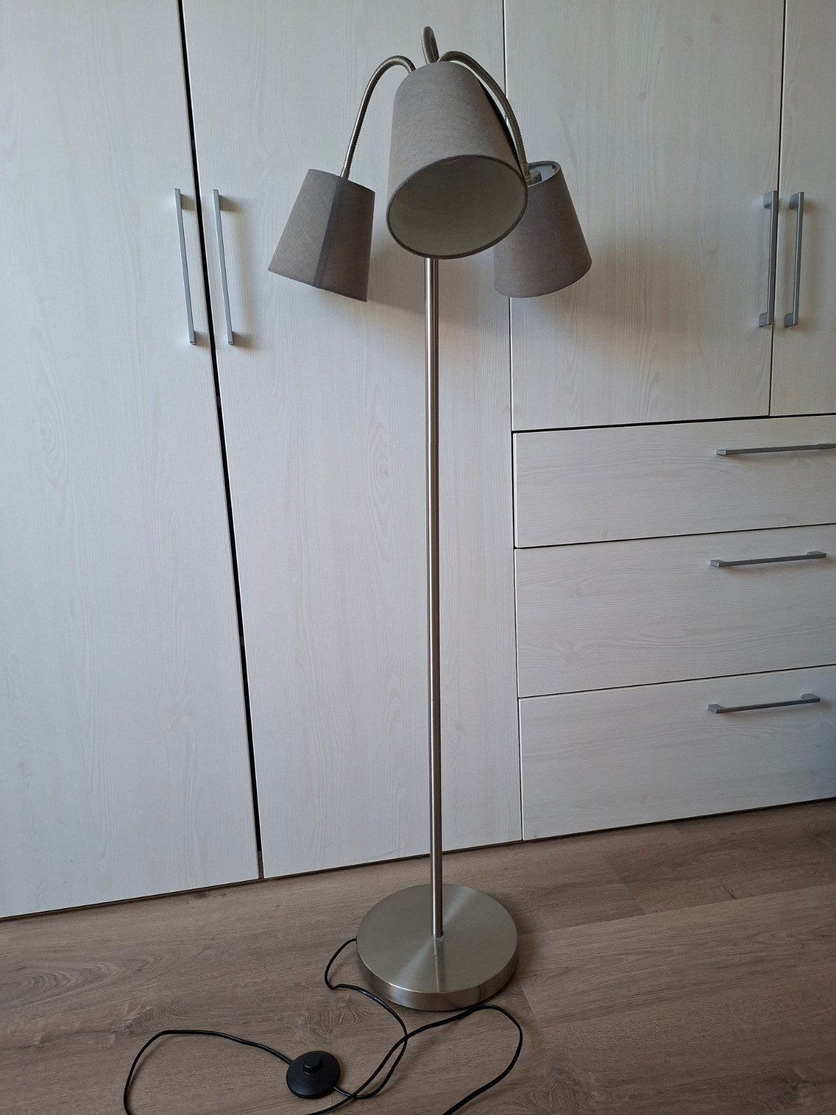 Staande lamp met 3 buigbare kappen - Bruin, Huis en Inrichting, Ophalen, Gebruikt, Metaal, E27 (groot)