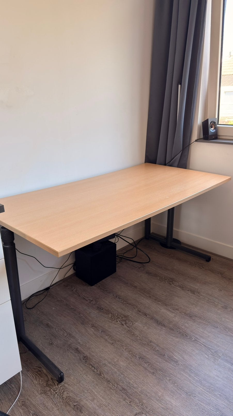 Desk, Ophalen, Zo goed als nieuw