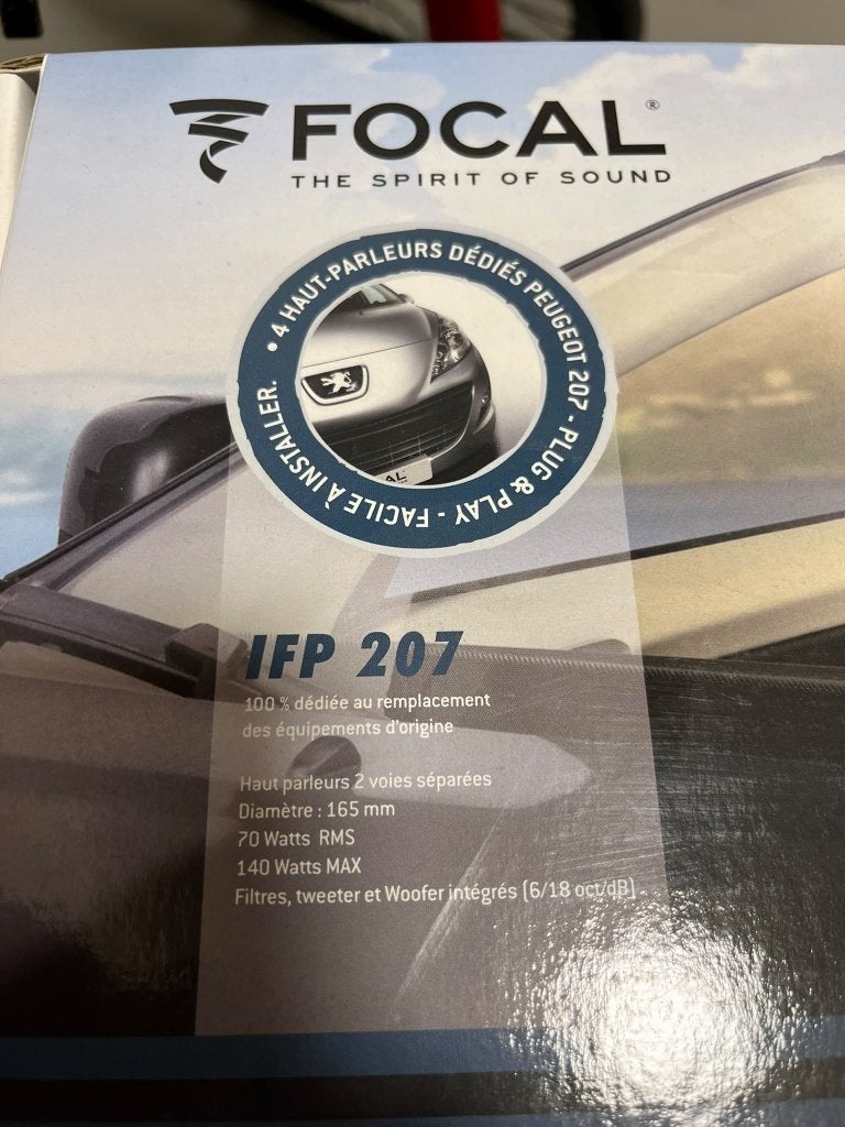 Focal IFP-207 en JVC KW-M560BT, Auto diversen, Ophalen, Gebruikt