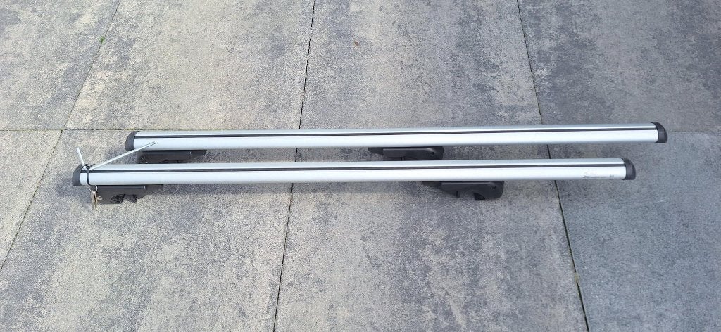 Alu dakdragers Skoda Karoq / Seat Ateca / VW Tiguan, Ophalen, Zo goed als nieuw