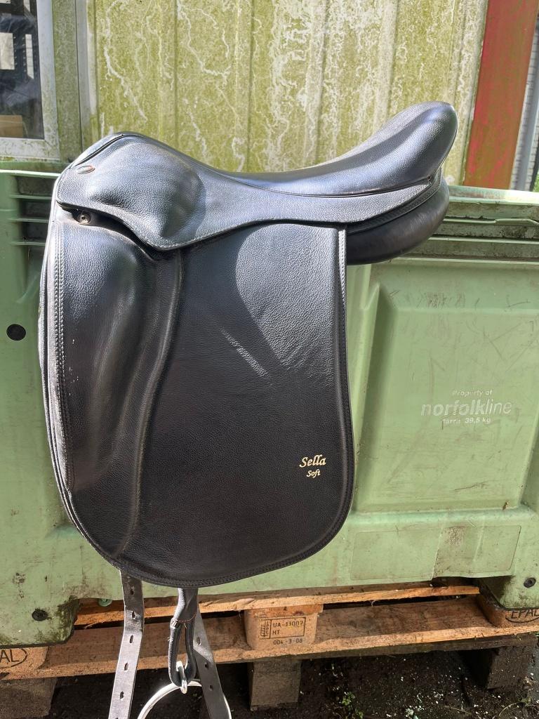 Eques Sella soft, Dieren en Toebehoren, Paarden en Pony's | Zadels, Dressuur, Ophalen of Verzenden