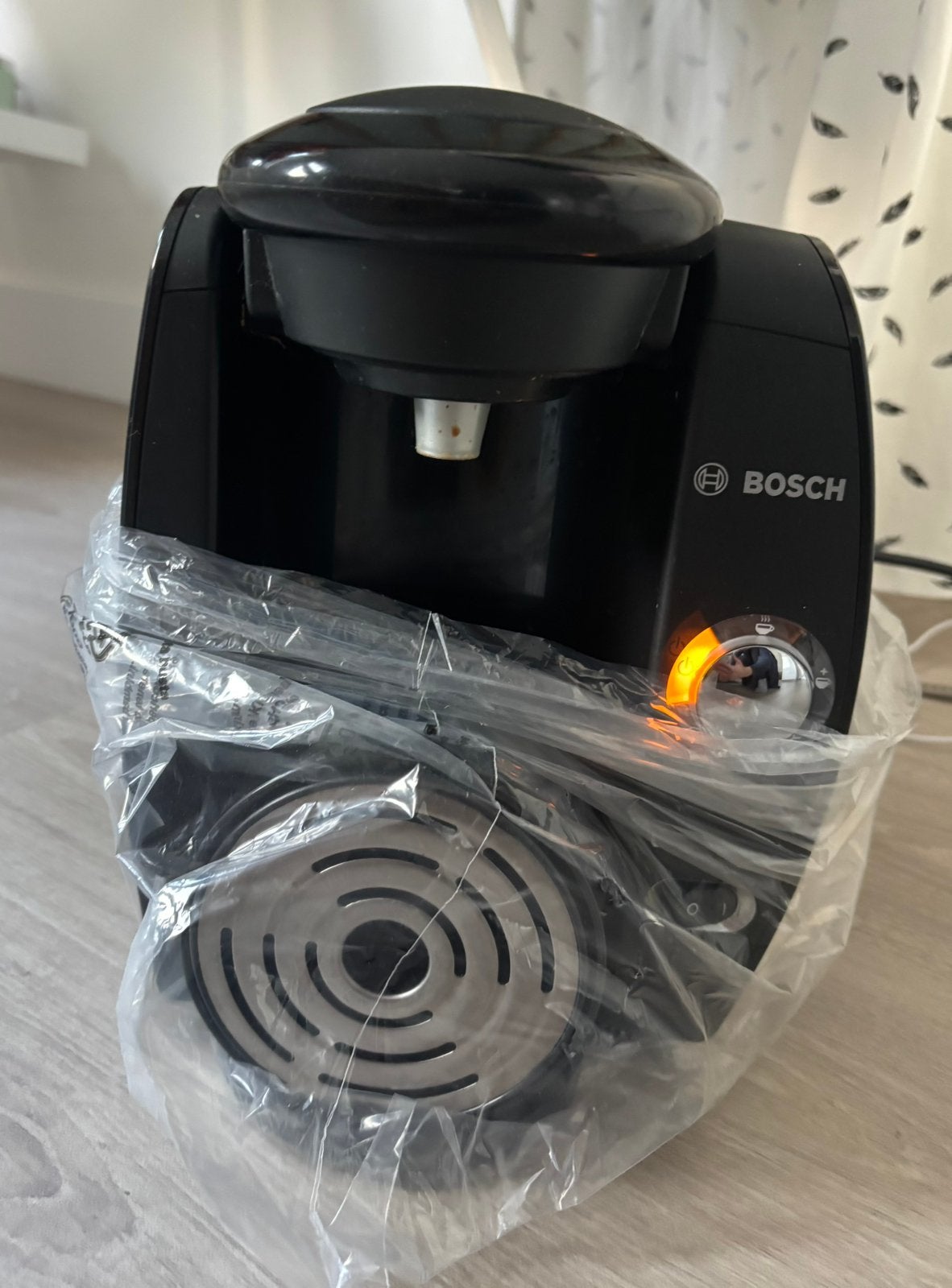 Bosch Tassimo, Ophalen of Verzenden, Zo goed als nieuw, Koffiemachine
