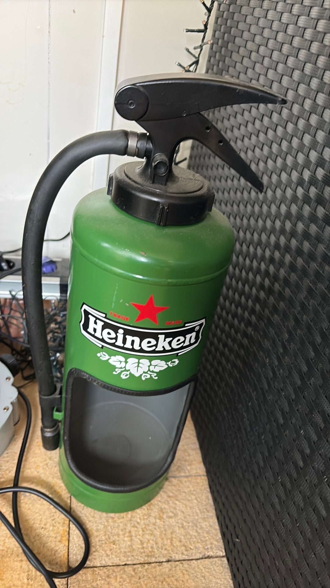 Heineken brandblusser met licht, Ophalen, Zo goed als nieuw, Reclamebord, Plaat of Schild, Heineken