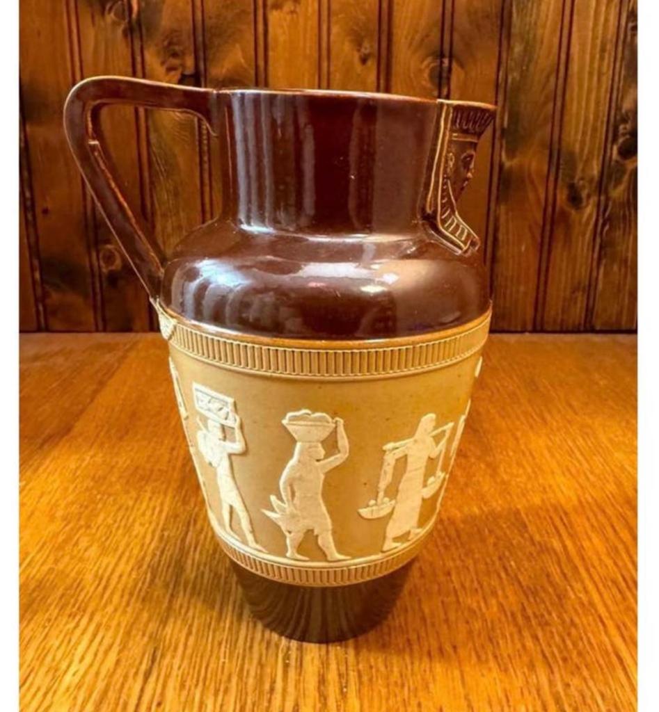 Antieke Doulton Lambeth Kan Egyptisch old 1895 Royal Doulton, Antiek en Kunst, Antiek | Servies los, Ophalen of Verzenden