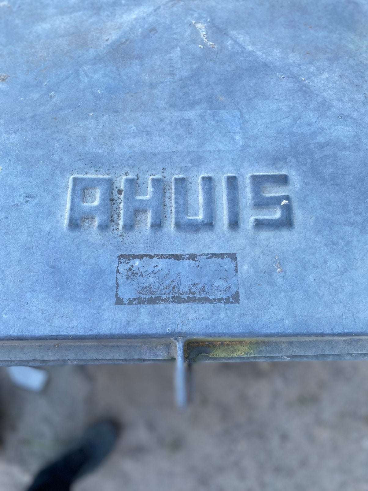 Robuuste metalen bouwwaterput AHUIS, Ophalen, Gebruikt