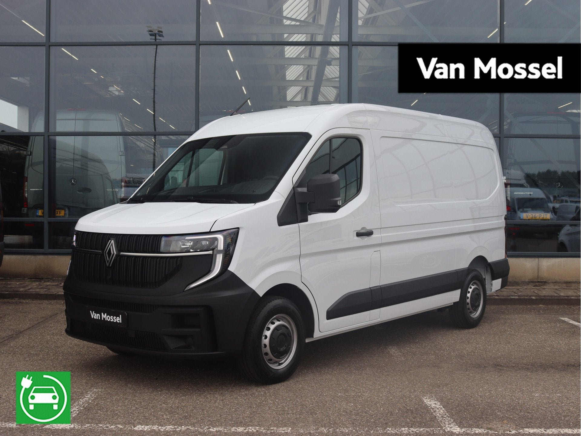 Renault Master E-Tech T35 L2H2 Extra long range 87 kWh | 405, Auto's, Stof, Gebruikt, Zwart, 143 pk
