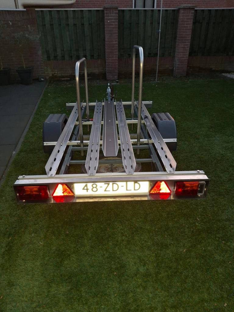 RVS Fietsaanhanger voor 4 fietsen - Nieuwstaat, Ophalen, 3 fietsen of meer, Zo goed als nieuw, Trekhaakdrager