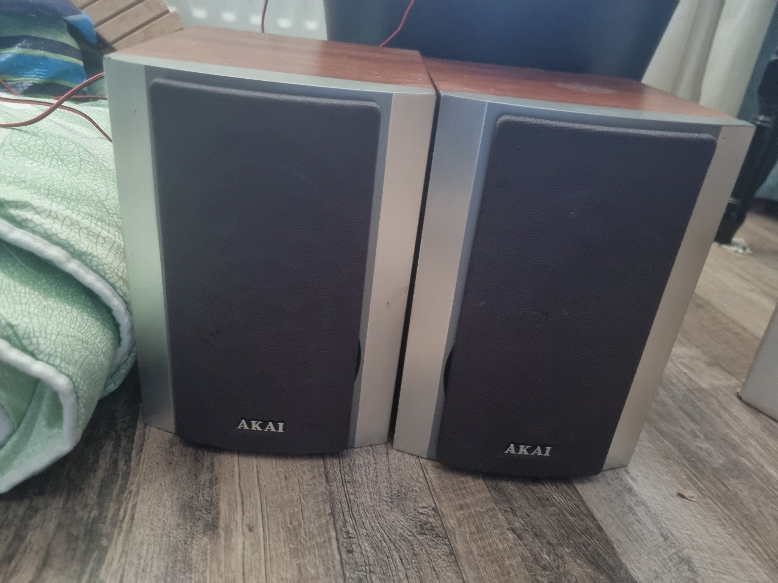 Akai boekenplank luidsprekers - Compact en krachtig, Gebruikt, Minder dan 60 watt, Boekenplank luidspreker, Ophalen