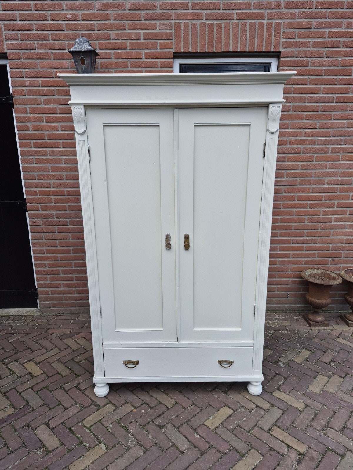 Mooie Brocante Kast met Lade en Planken in de Krijtverf.