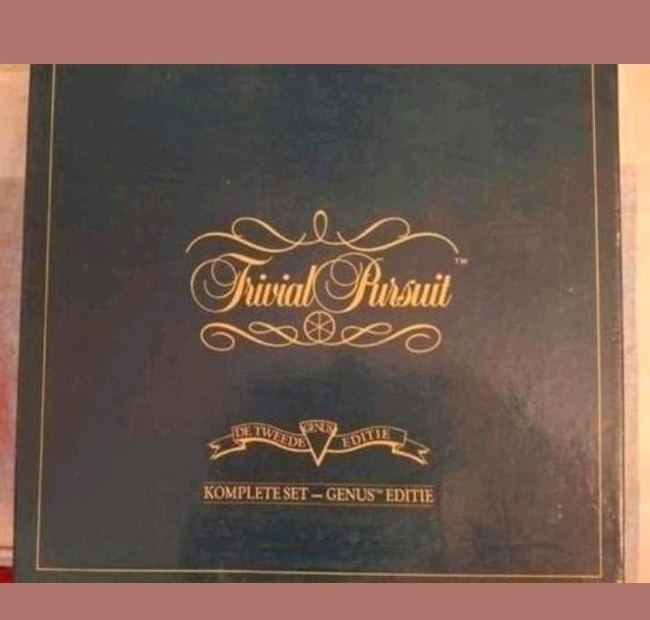 Trivial Pursuit Genus Editie - Nieuw, Vijf spelers of meer, Ophalen of Verzenden, Gebruikt, Parker