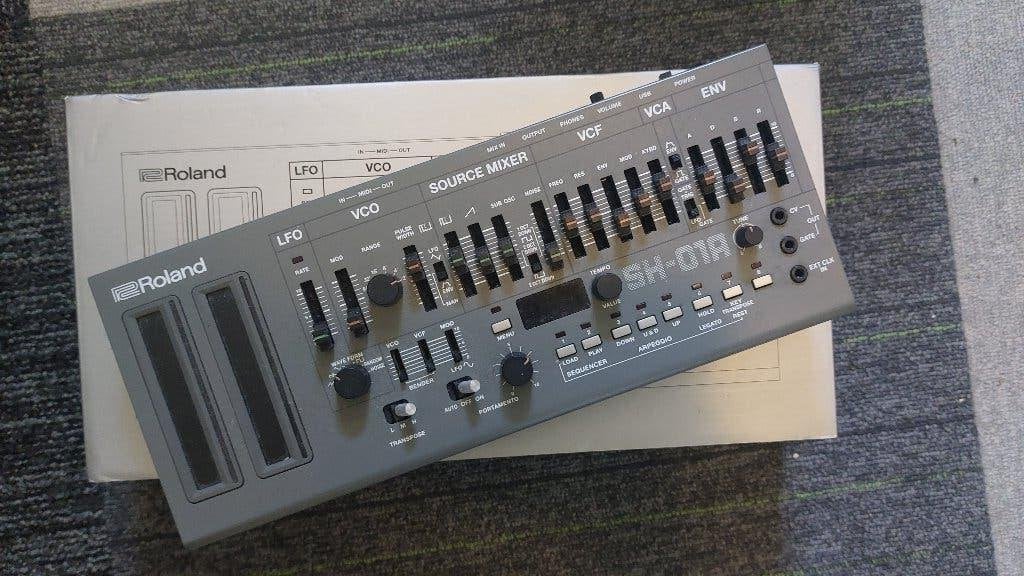 roland boutique SH-01a, Muziek en Instrumenten, Synthesizers, Ophalen of Verzenden, Zo goed als nieuw, Overige aantallen, Roland
