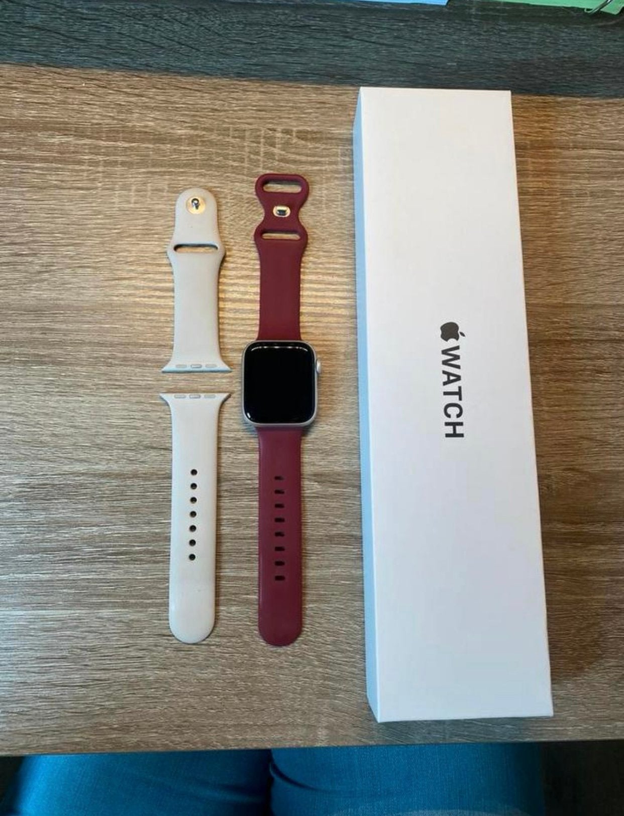 Apple Watch SE - 44mm, Ophalen of Verzenden, Zo goed als nieuw, Zilver, IOS