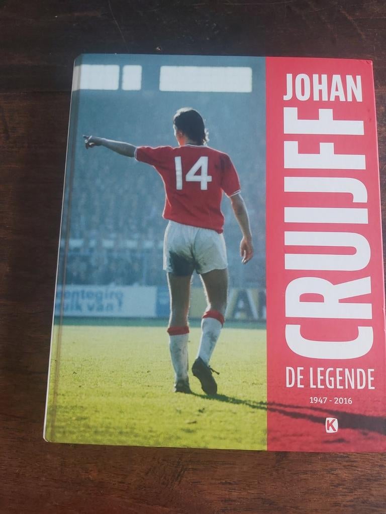 Johan Cruijff De Legende 1947-2016 boek, Boeken, Sportboeken, Ophalen of Verzenden